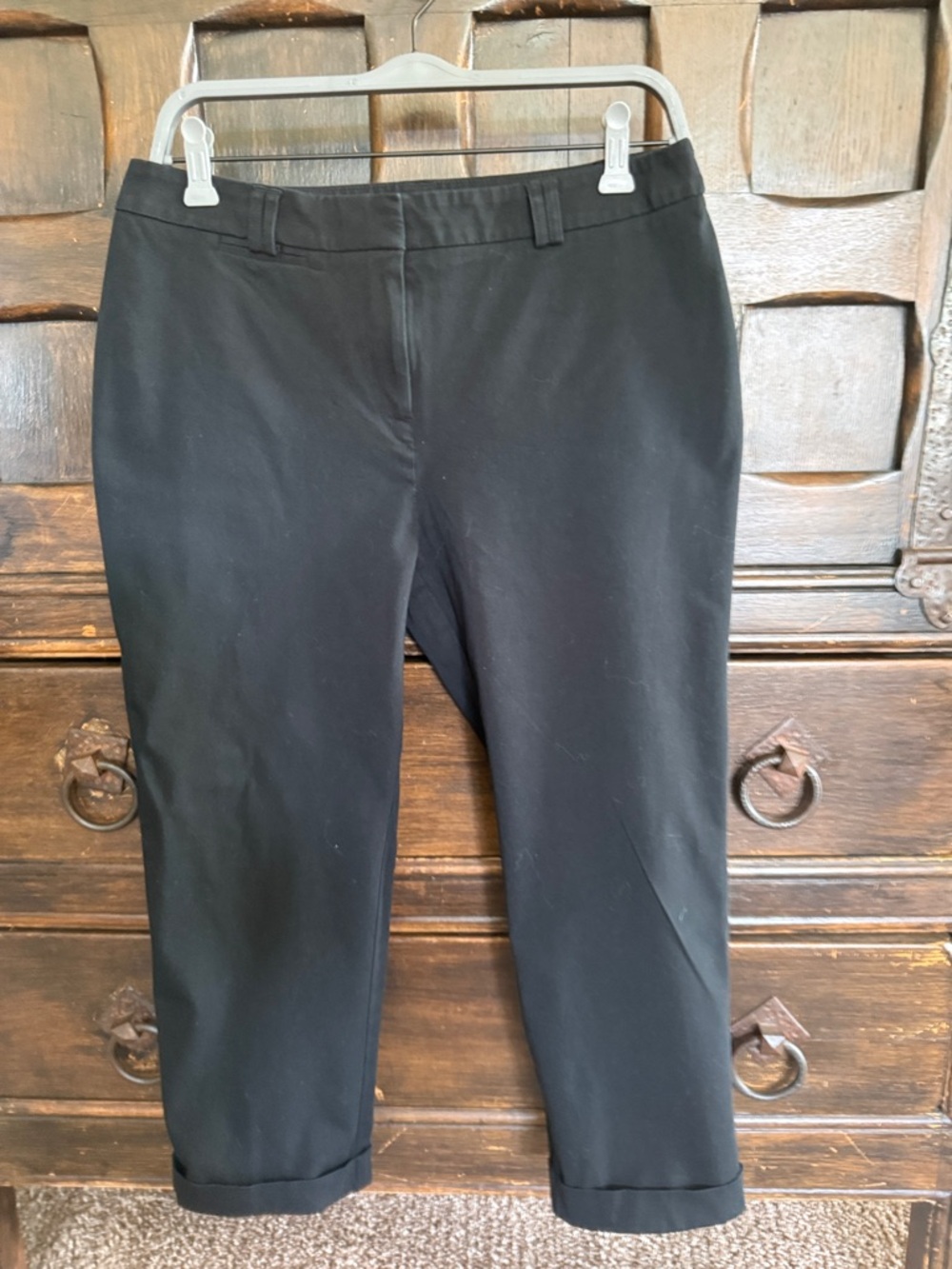 Chico’s Classic Black Cropped Dress Pants